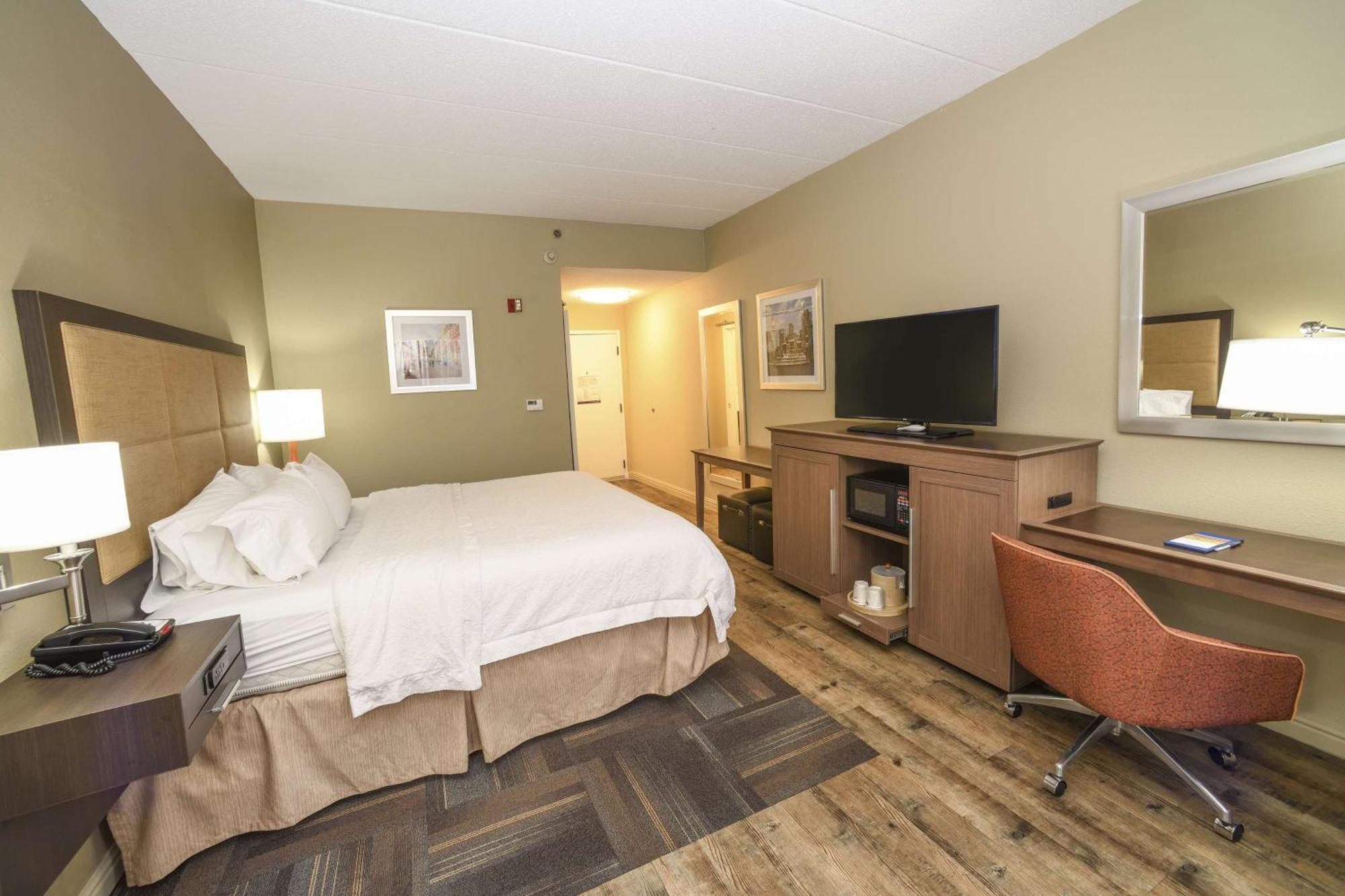 Hampton Inn Cincinnati Eastgate Exterior photo