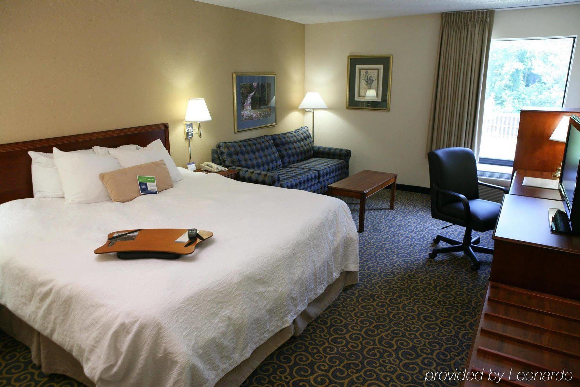 Hampton Inn Cincinnati Eastgate Room photo